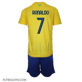 Camiseta Al-Nassr Cristiano Ronaldo #7 Primera Equipación para niños 2023-24 manga corta (+ pantalones cortos)